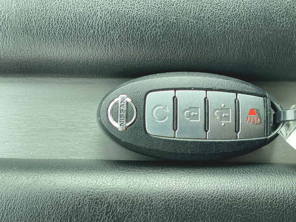 2020 Nissan Murano SV 16