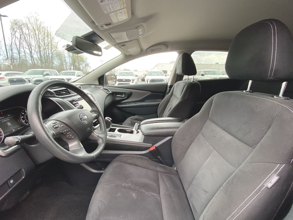 2020 Nissan Murano SV 9