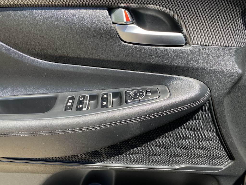 Thumbnail: 2019 Hyundai Santa Fe - 23