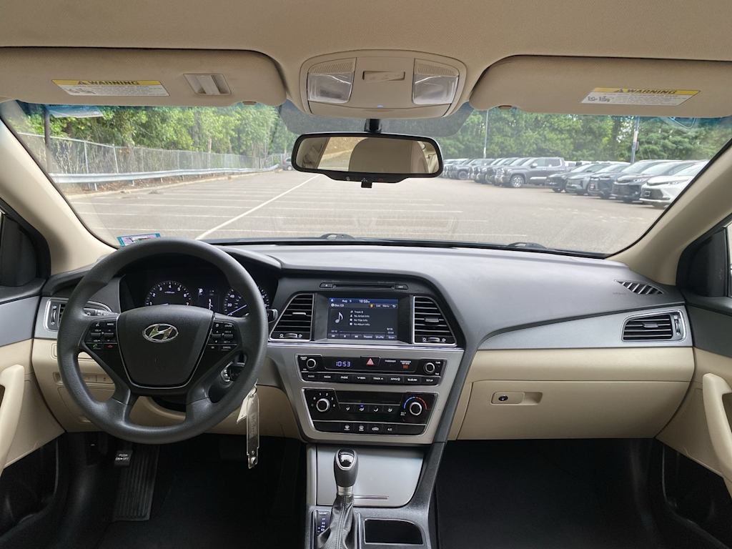 Thumbnail: 2017 Hyundai Sonata - 9