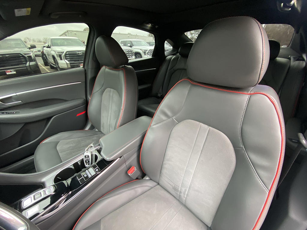 Thumbnail: 2021 Hyundai Sonata - 9