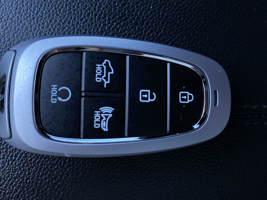 Thumbnail: 2022 Hyundai Santa Cruz - 35