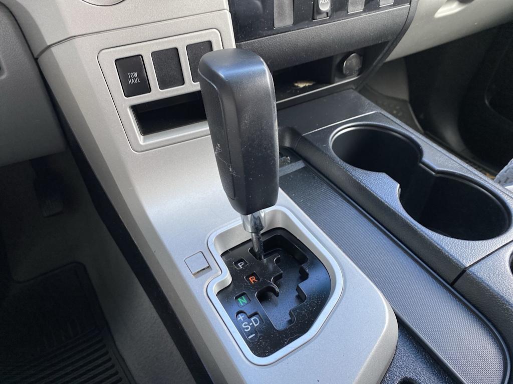 Thumbnail: 2008 Toyota Tundra - 16