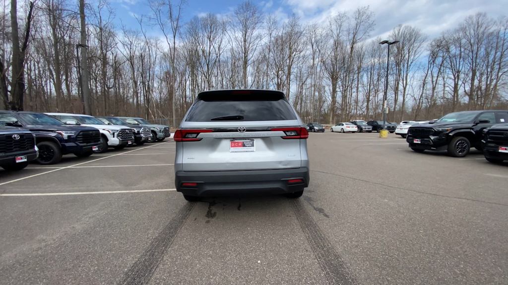 Thumbnail: 2025 Toyota Grand Highlander - 5