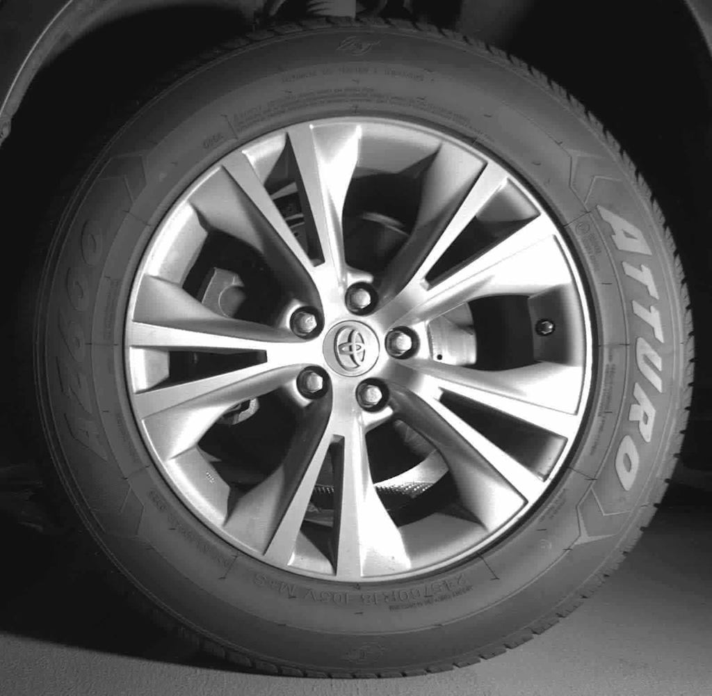 Thumbnail: 2015 Toyota Highlander - 7