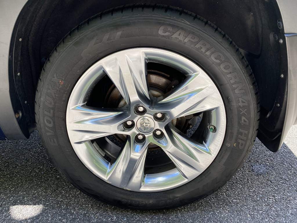 Thumbnail: 2015 Toyota Highlander - 27