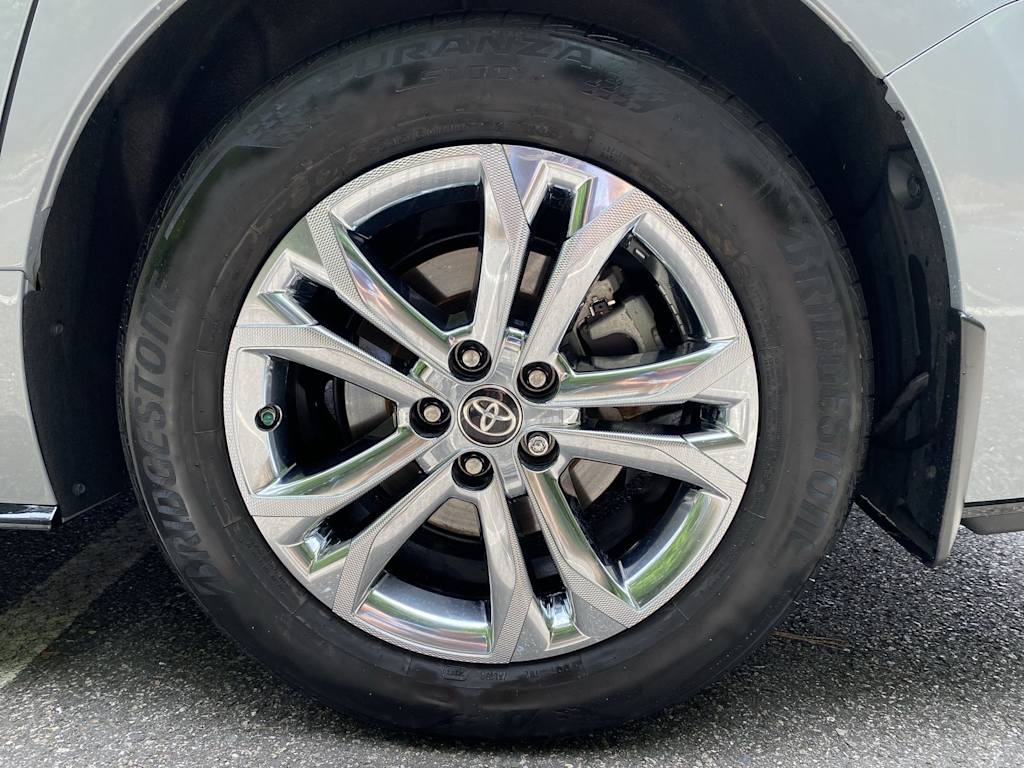 Thumbnail: 2023 Toyota Sienna - 26
