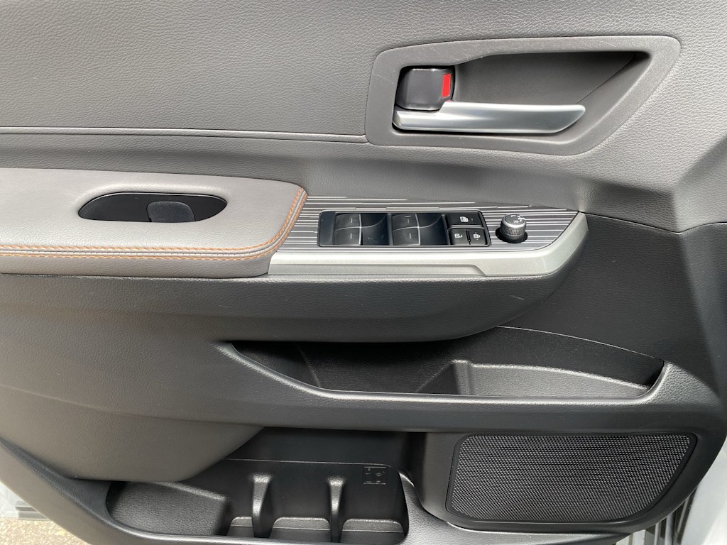 Thumbnail: 2023 Toyota Sienna - 30