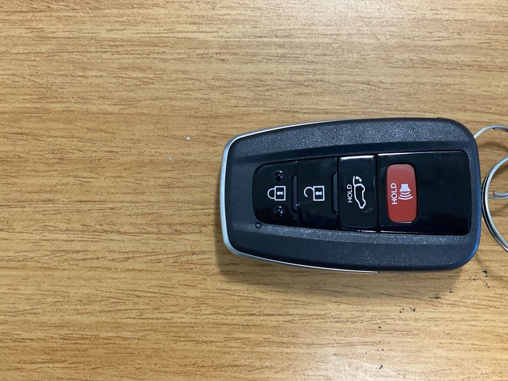 Thumbnail: 2022 Toyota Highlander - 28