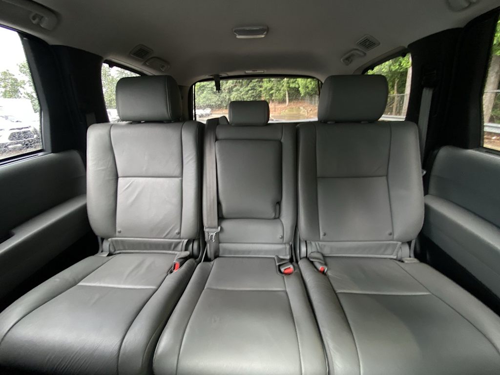Thumbnail: 2018 Toyota Sequoia - 34
