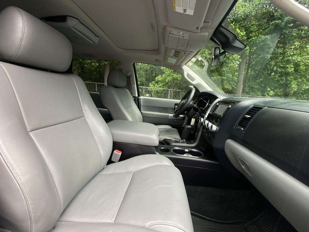 Thumbnail: 2018 Toyota Sequoia - 31