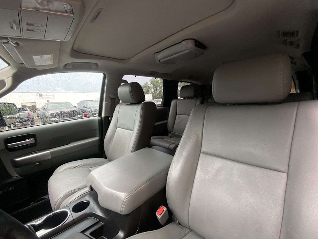 Thumbnail: 2018 Toyota Sequoia - 11