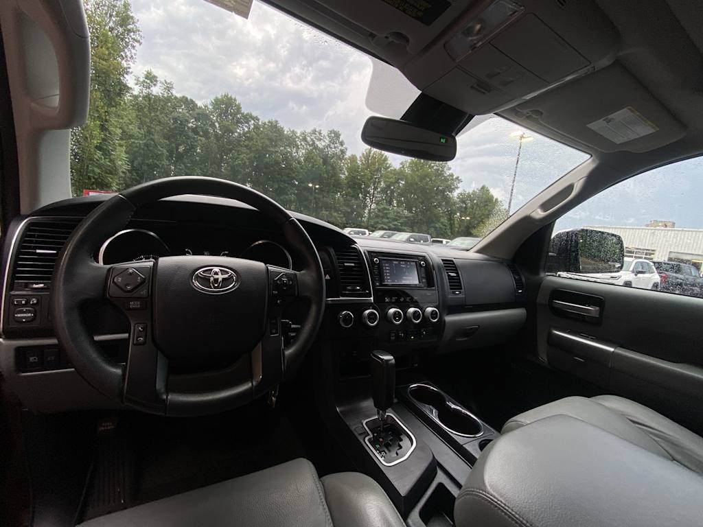 Thumbnail: 2018 Toyota Sequoia - 9