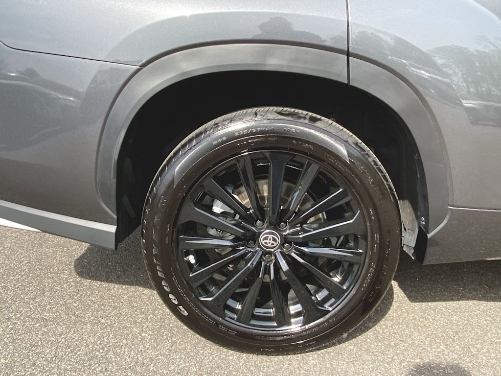 2023 Toyota Highlander XSE 23