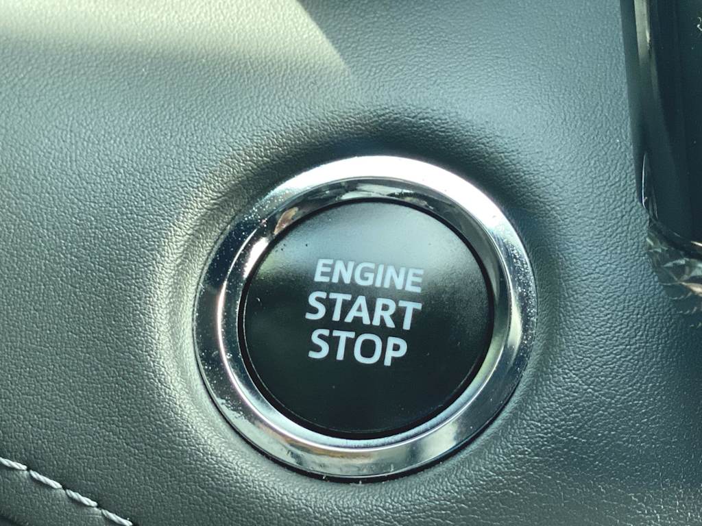 2023 Toyota Highlander XSE 32