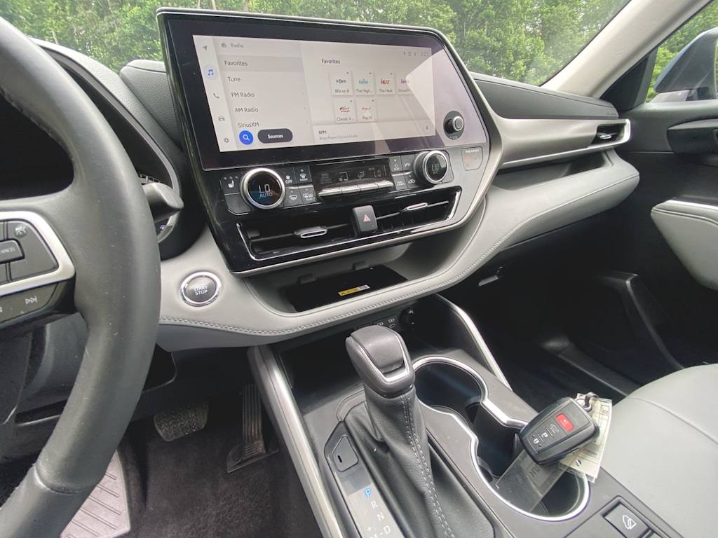 2023 Toyota Highlander XLE 7