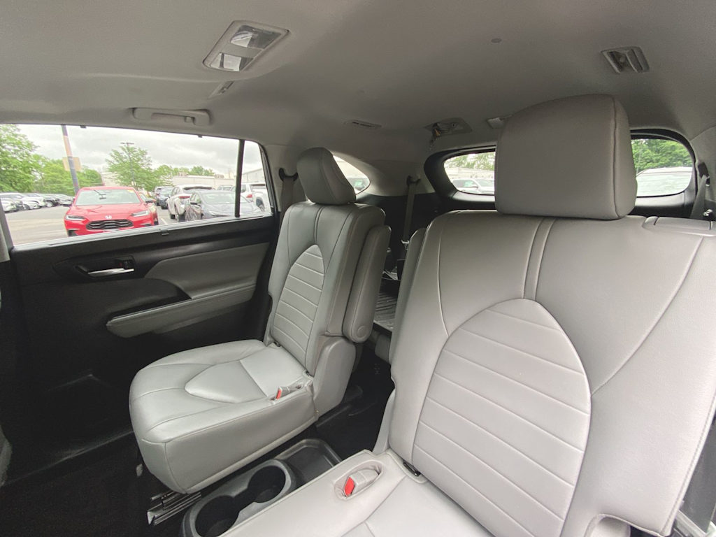 2023 Toyota Highlander XLE 10