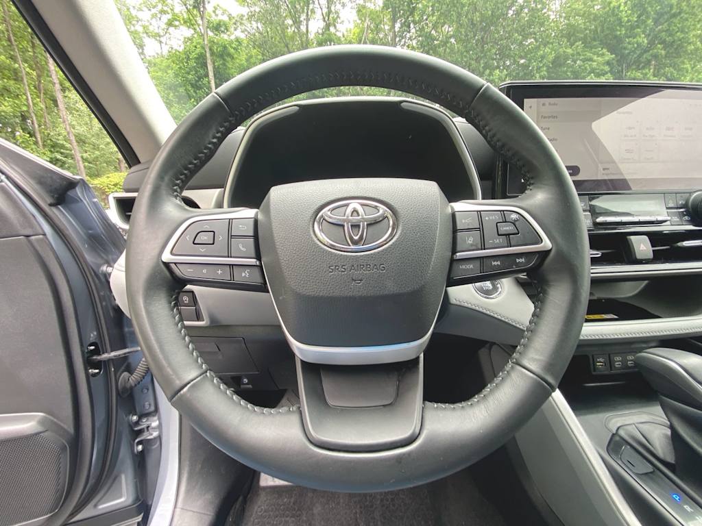 2023 Toyota Highlander XLE 11