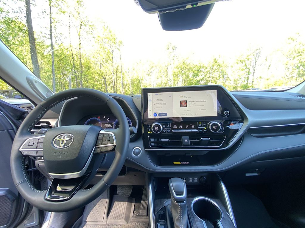 Thumbnail: 2026 Toyota Highlander - 2