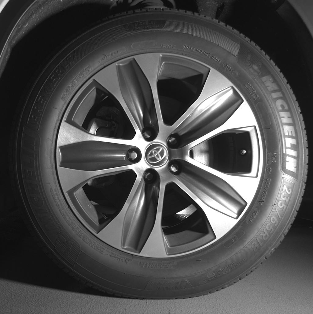 Thumbnail: 2023 Toyota Highlander - 6