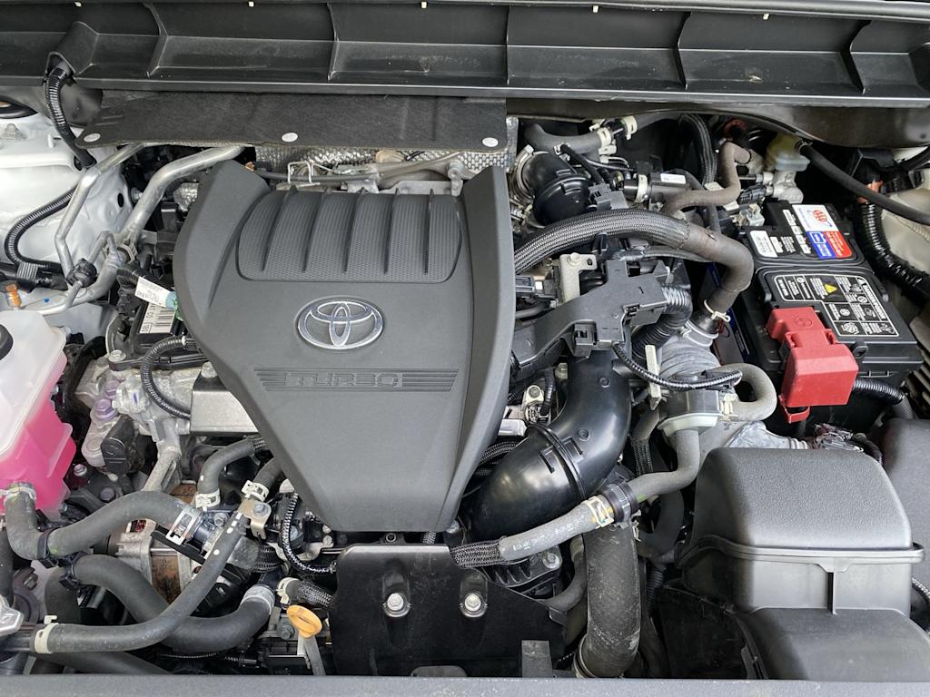 Thumbnail: 2023 Toyota Highlander - 9