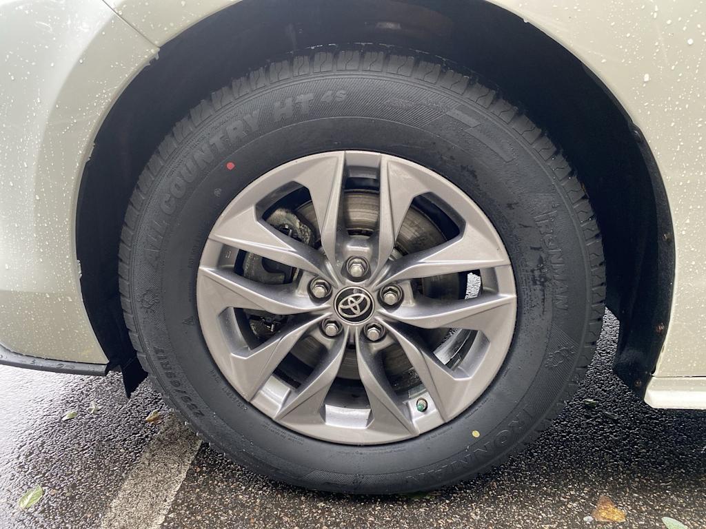Thumbnail: 2021 Toyota Sienna - 7
