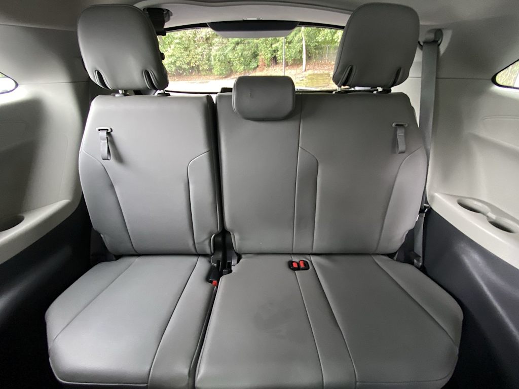 Thumbnail: 2021 Toyota Sienna - 38