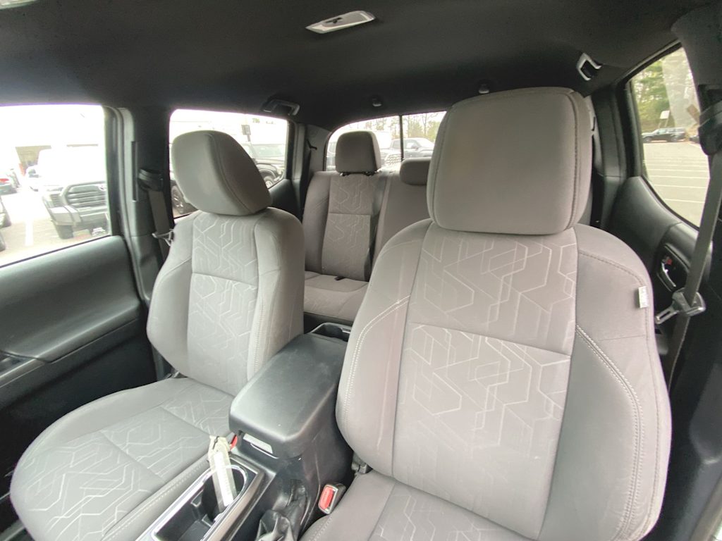 2019 Toyota Tacoma TRD Sport 9