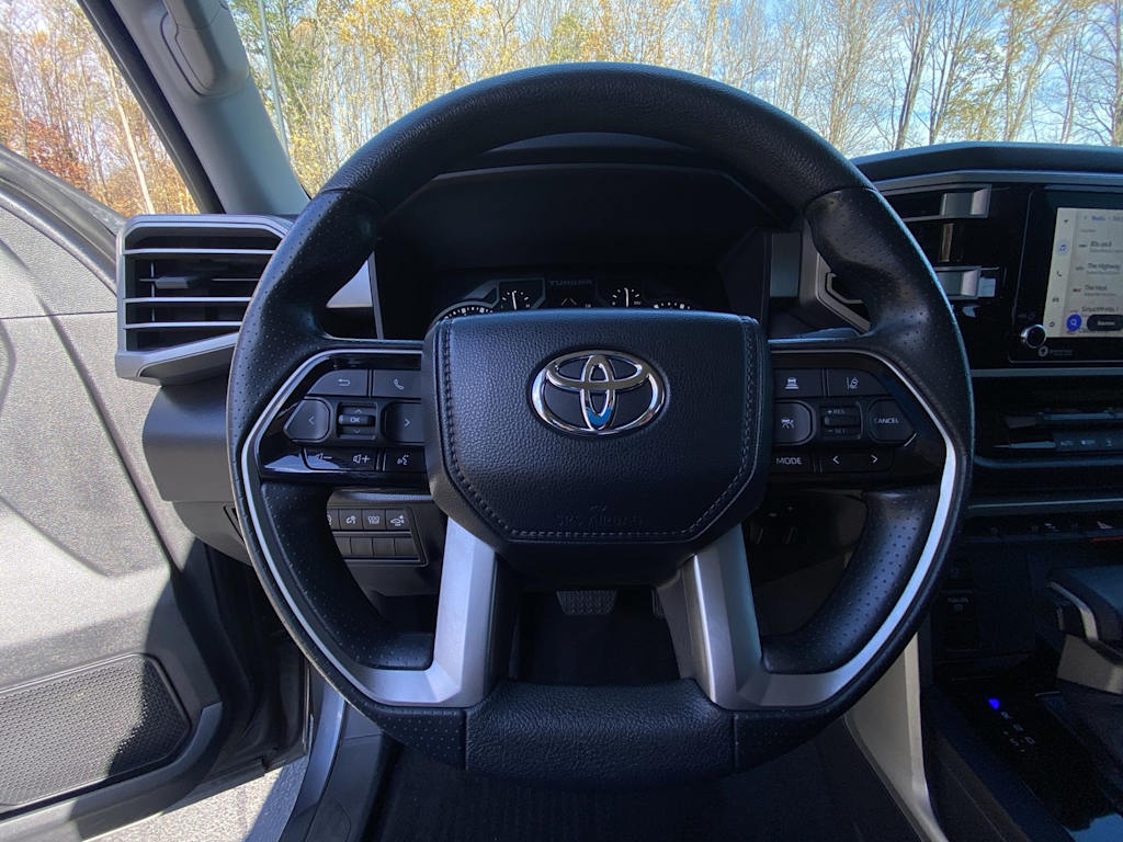 Thumbnail: 2023 Toyota Tundra - 9