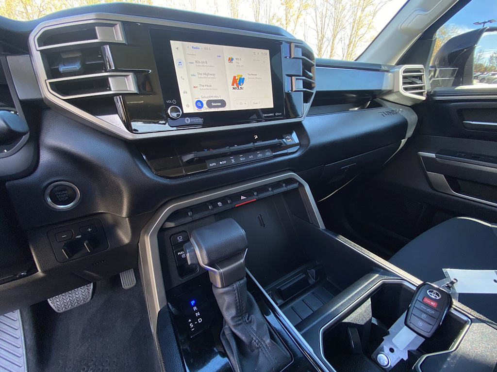 Thumbnail: 2023 Toyota Tundra - 13