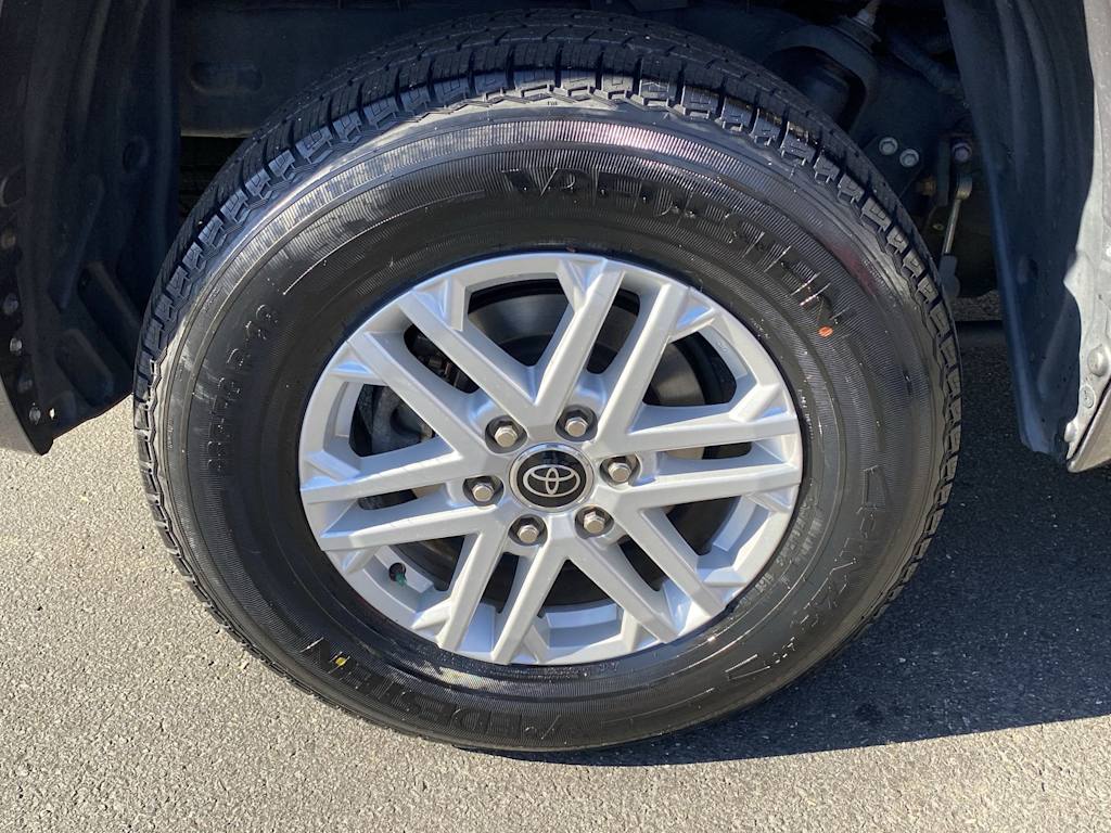 Thumbnail: 2023 Toyota Tundra - 29