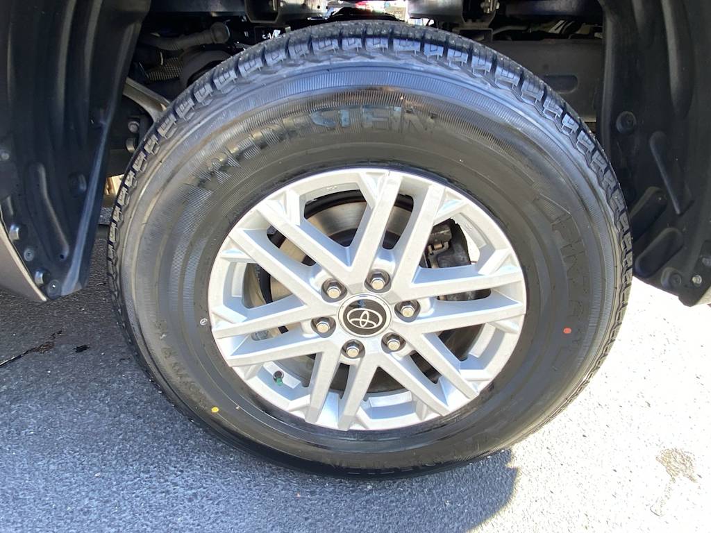 Thumbnail: 2023 Toyota Tundra - 28