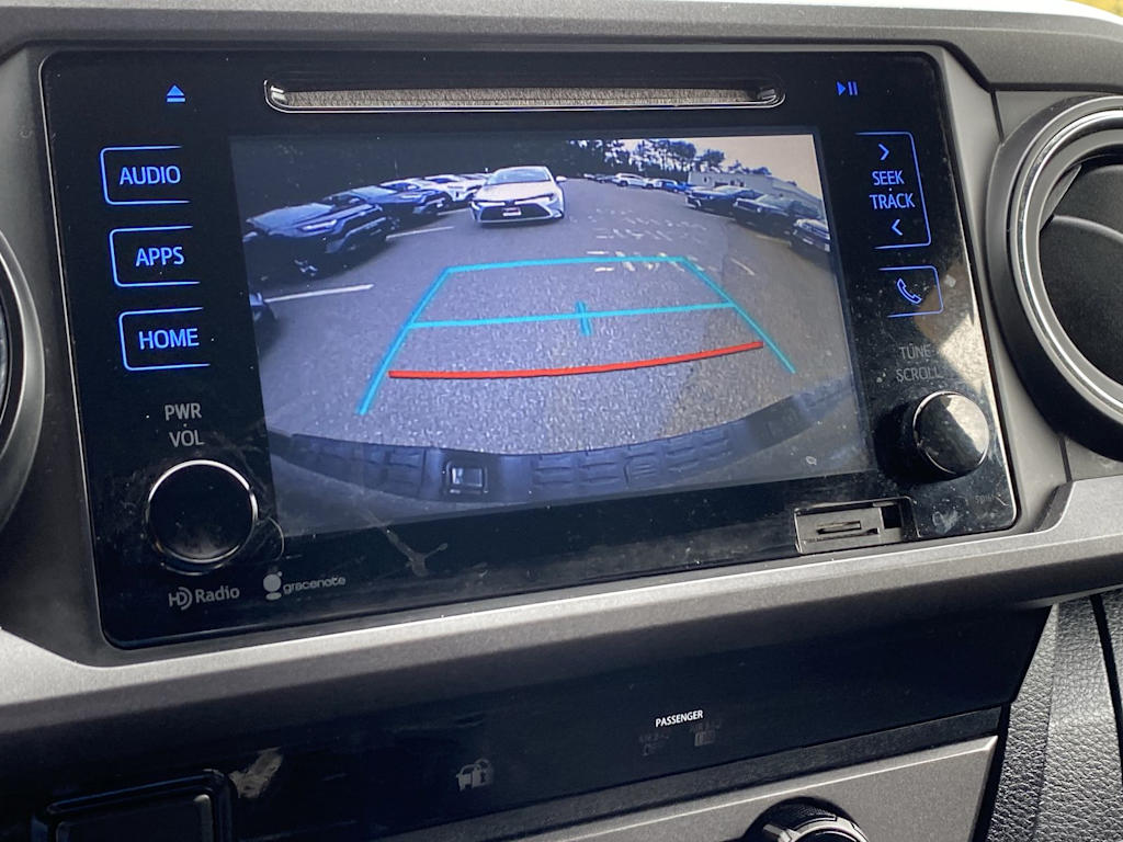 Thumbnail: 2016 Toyota Tacoma - 30