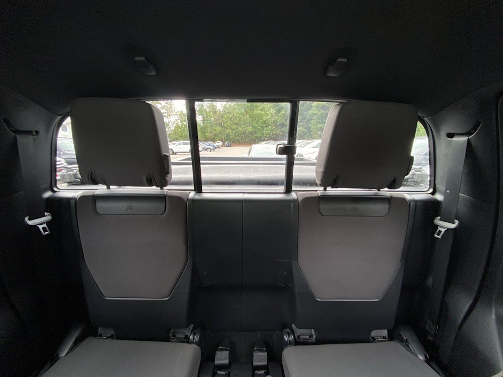 Thumbnail: 2016 Toyota Tacoma - 27