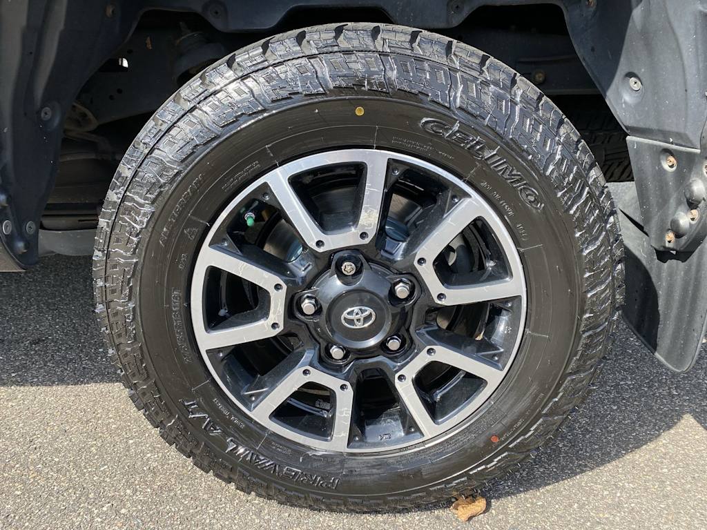 Thumbnail: 2017 Toyota Tundra - 29