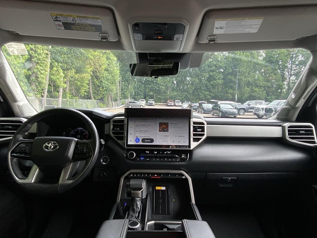 Thumbnail: 2024 Toyota Tundra - 2