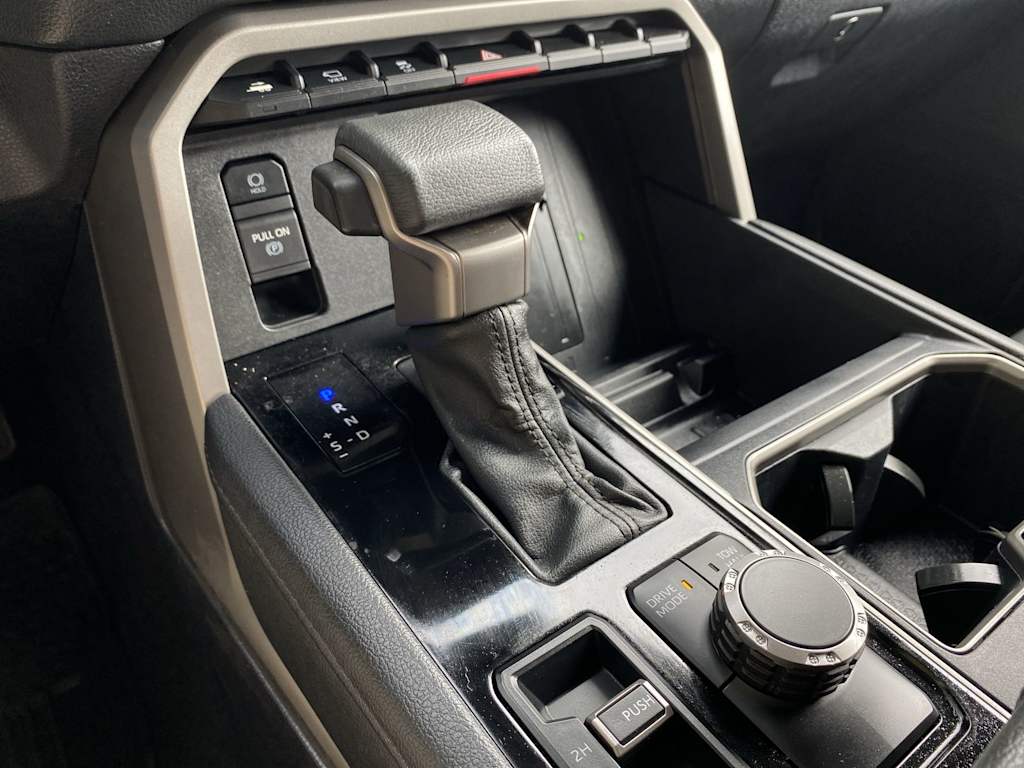 Thumbnail: 2024 Toyota Tundra - 13
