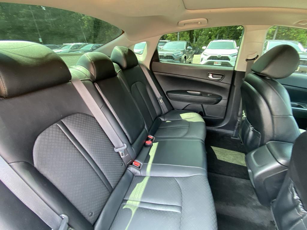 Thumbnail: 2020 Kia Optima - 23