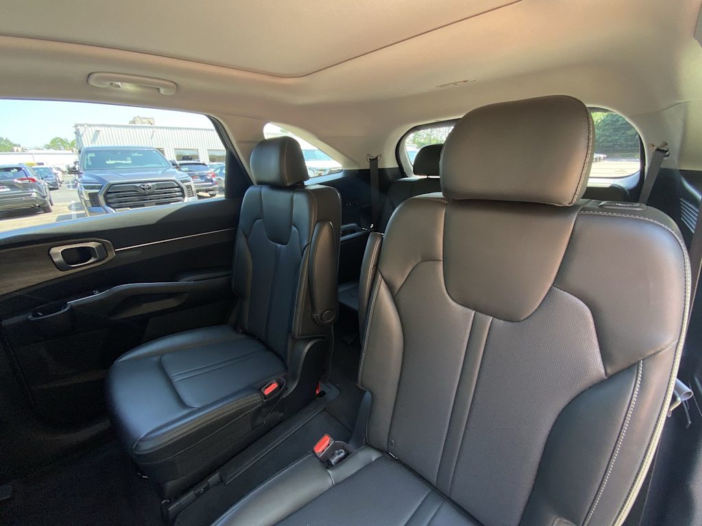 Thumbnail: 2021 Kia Sorento - 10
