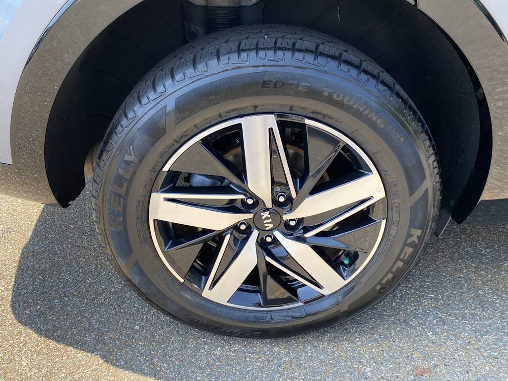 Thumbnail: 2021 Kia Sorento - 21
