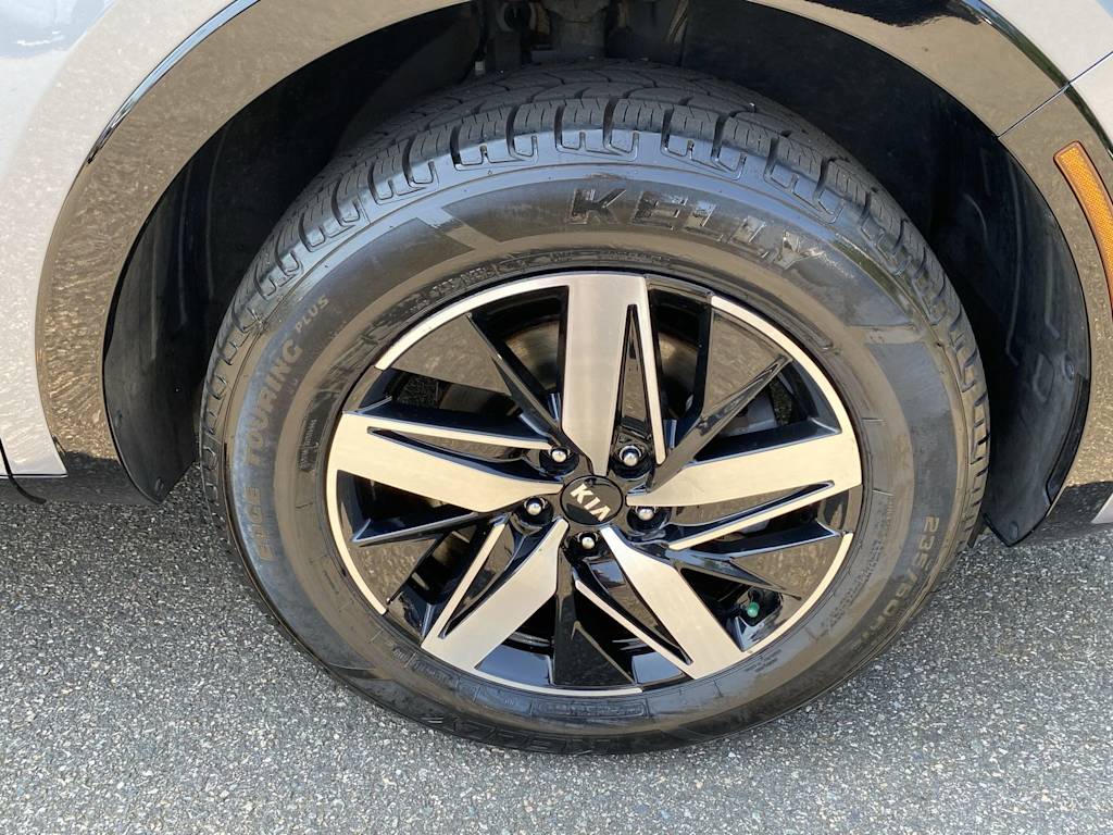Thumbnail: 2021 Kia Sorento - 22
