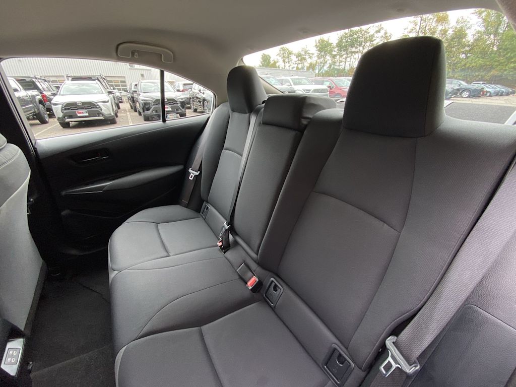 Thumbnail: 2024 Toyota Corolla - 9