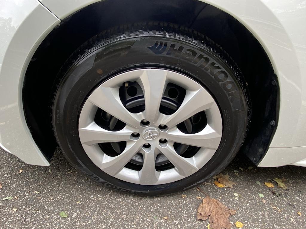 Thumbnail: 2024 Toyota Corolla - 5