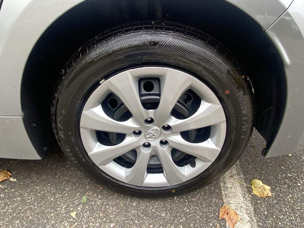 Thumbnail: 2024 Toyota Corolla - 27