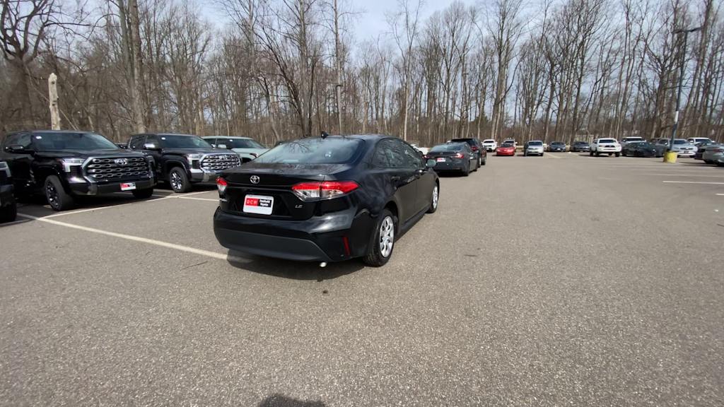 Thumbnail: 2025 Toyota Corolla - 17