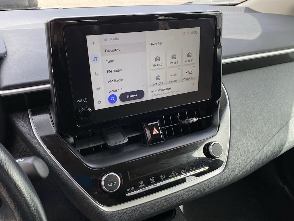 Thumbnail: 2025 Toyota Corolla - 13