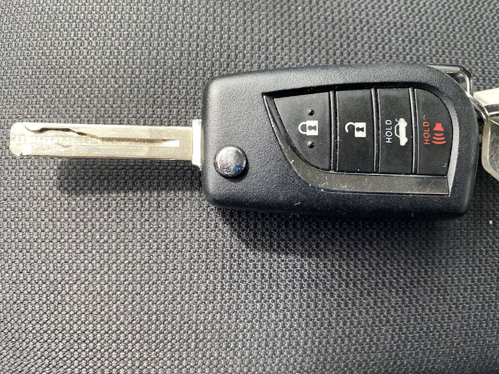 Thumbnail: 2025 Toyota Corolla - 34