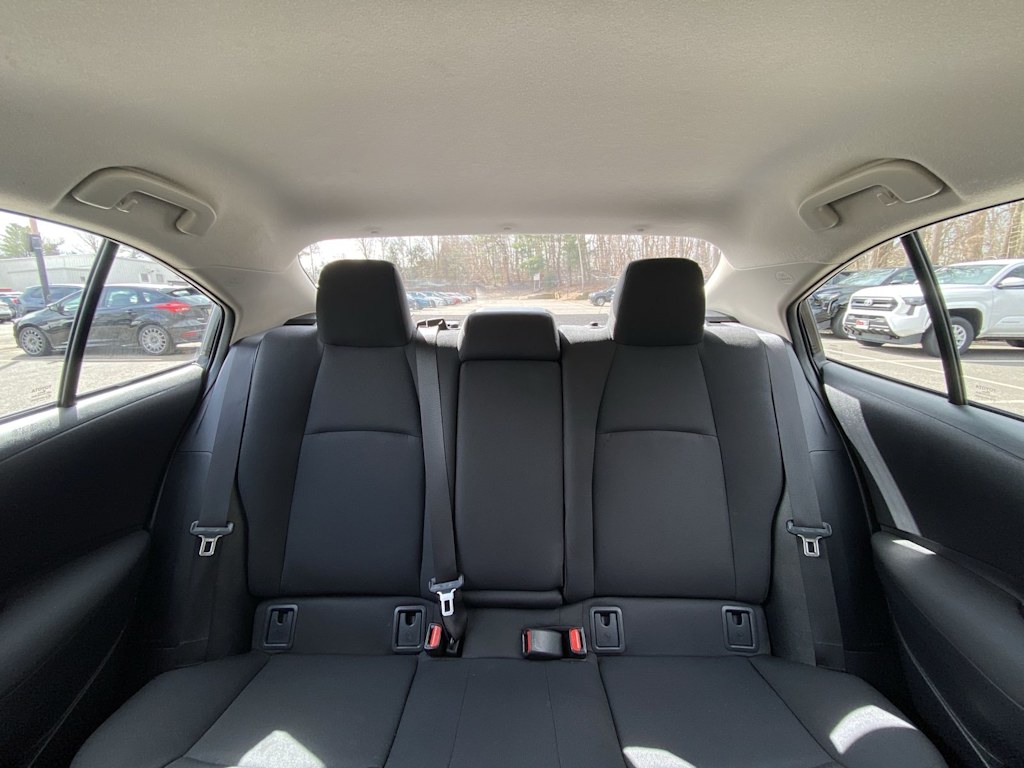 Thumbnail: 2025 Toyota Corolla - 32