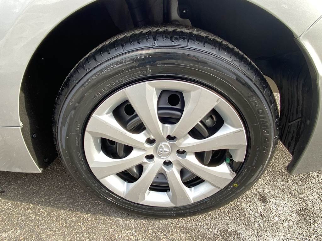 Thumbnail: 2024 Toyota Corolla - 28