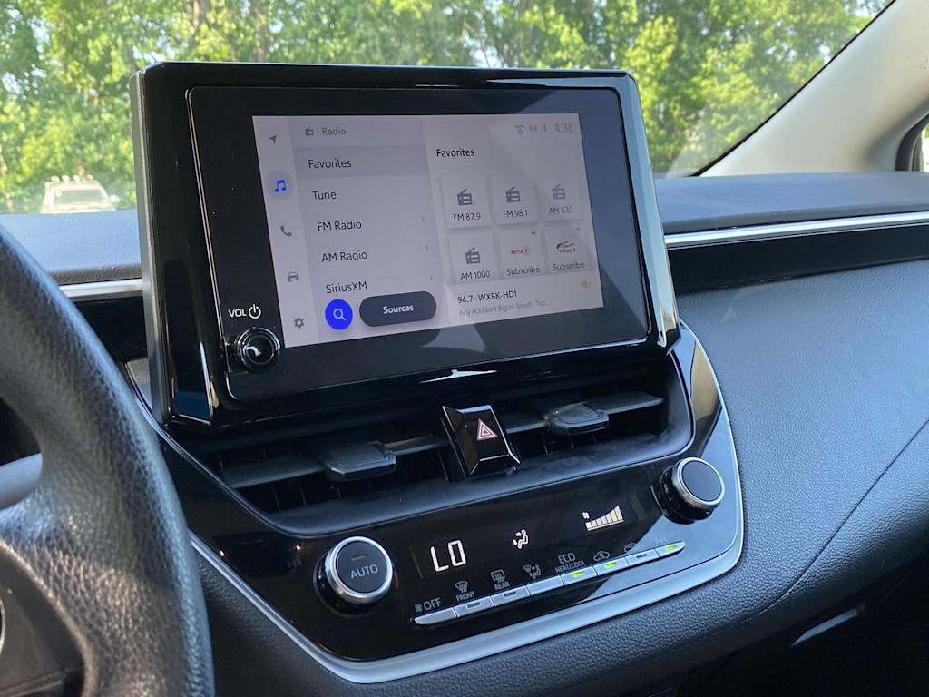 Thumbnail: 2024 Toyota Corolla - 10